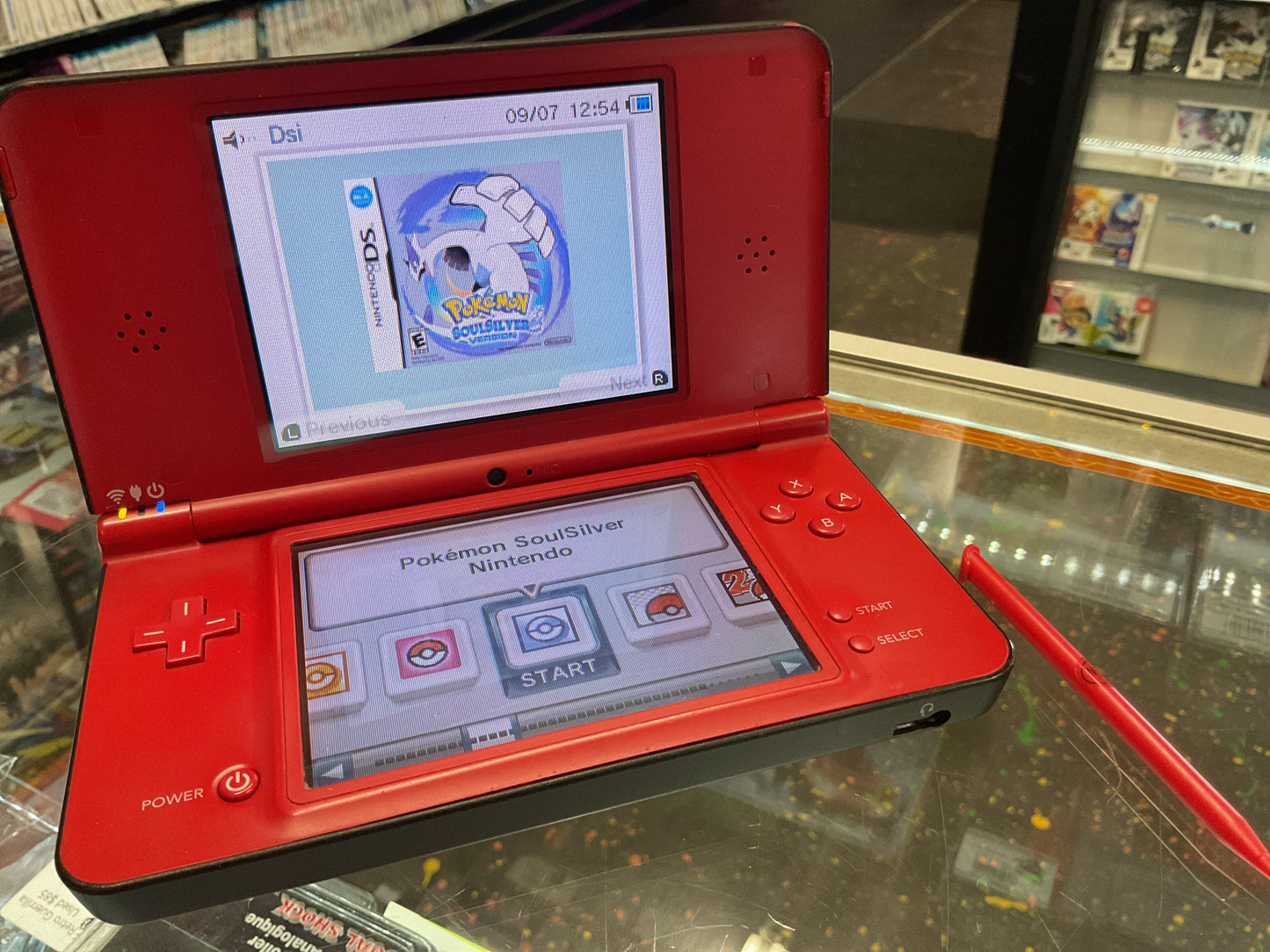 Nintendo DSi XL Console