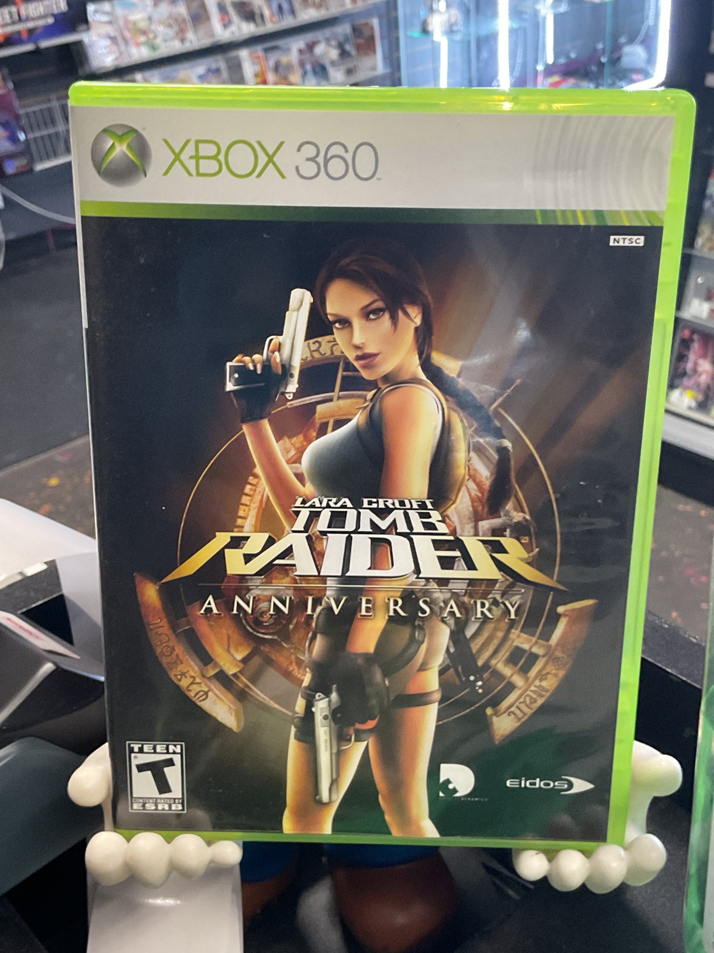 Xbox 360 Lara Croft Tomb Raider Anniversary