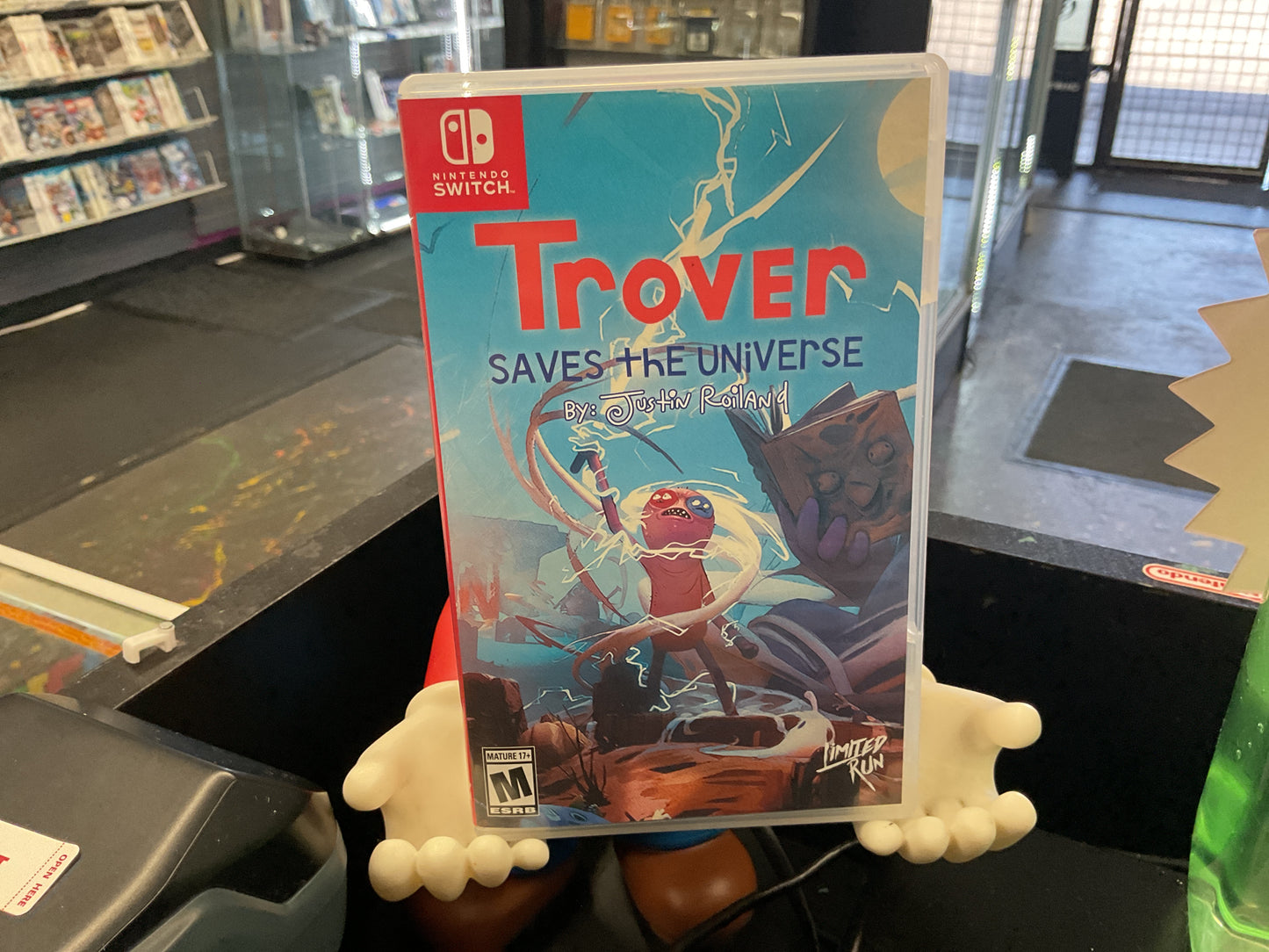 Switch Trover Saves the Universe